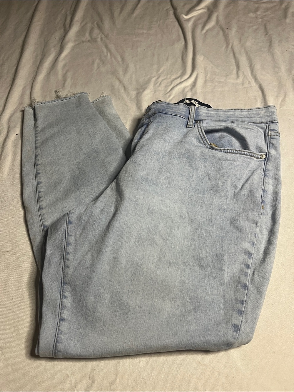 Wonderly Mid-Rise Skinny Jeans